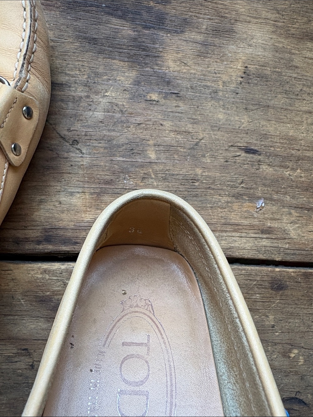TOD'S Leather Loafers - Picture 3 of 3